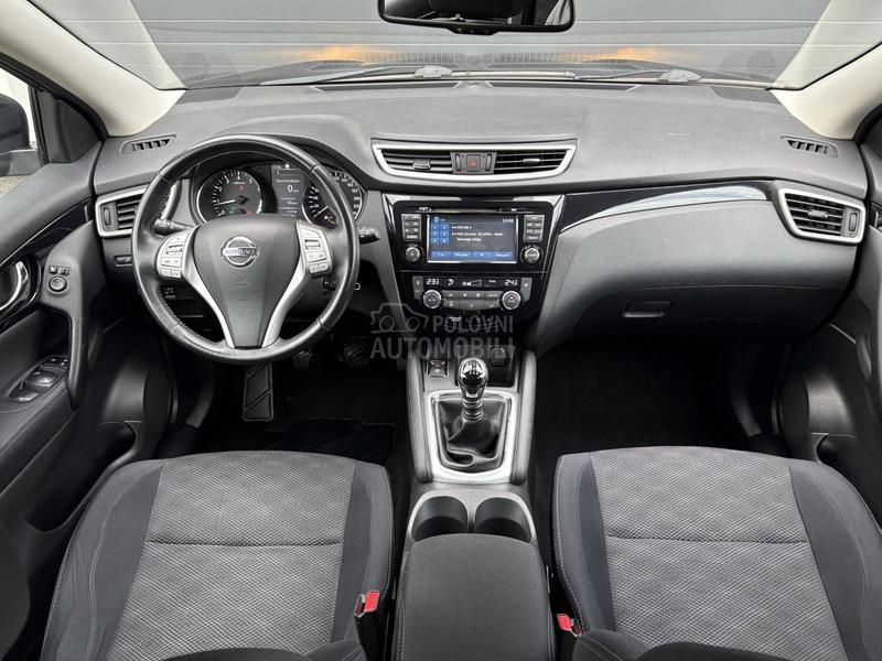 Nissan Qashqai 1.2 / CH /164 800k m
