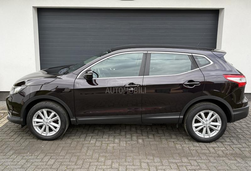 Nissan Qashqai 1.2 / CH /164 800k m