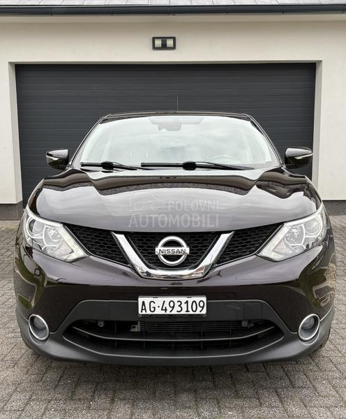 Nissan Qashqai 1.2 / CH /164 800k m