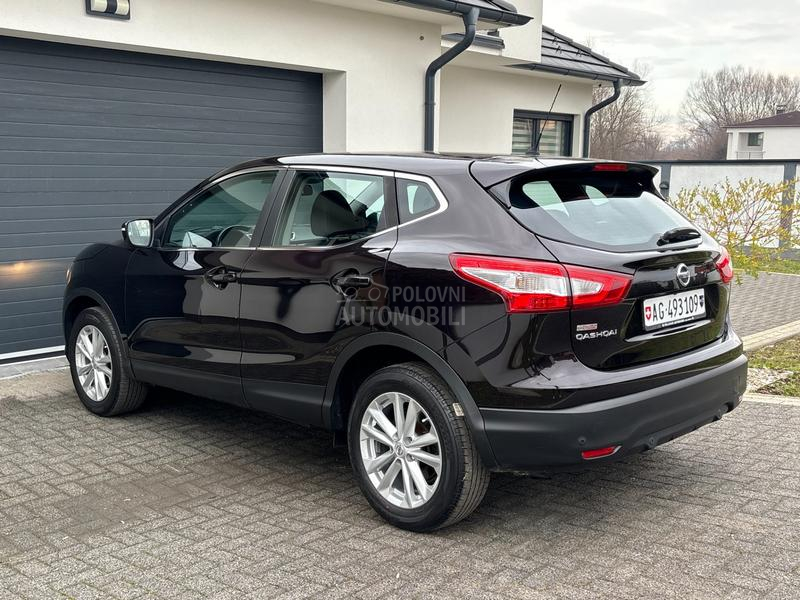 Nissan Qashqai 1.2 / CH /164 800k m