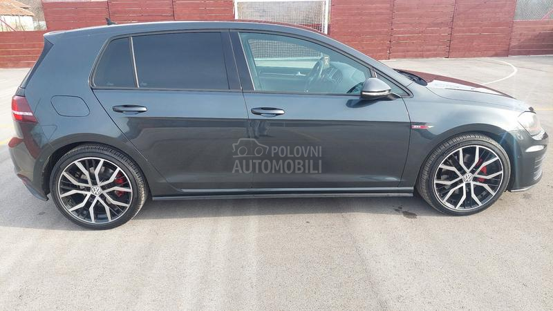 Volkswagen Golf 7 2.0 GTI