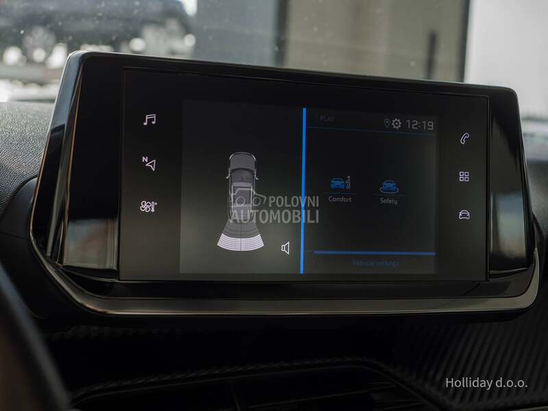 Peugeot 2008 1.2PureTech Aut Led