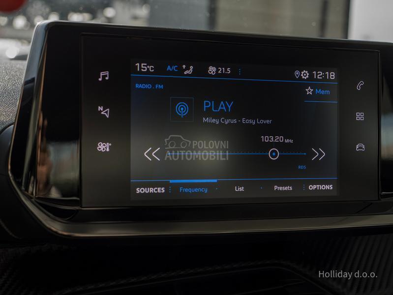 Peugeot 2008 1.2PureTech Aut Led