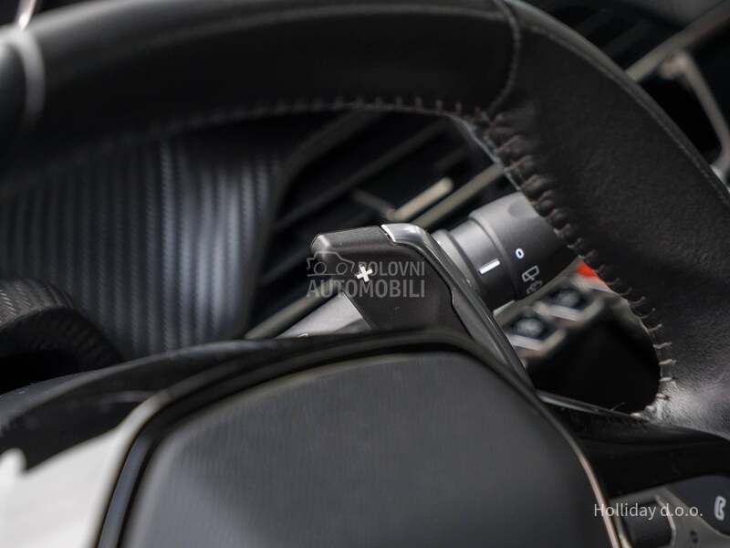 Peugeot 2008 1.2PureTech Aut Led