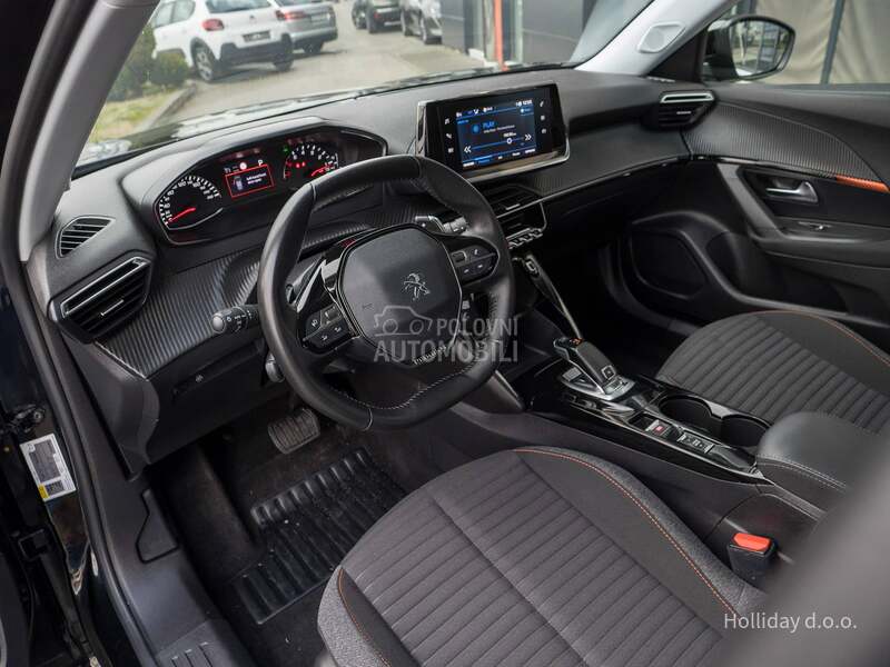 Peugeot 2008 1.2PureTech Aut Led