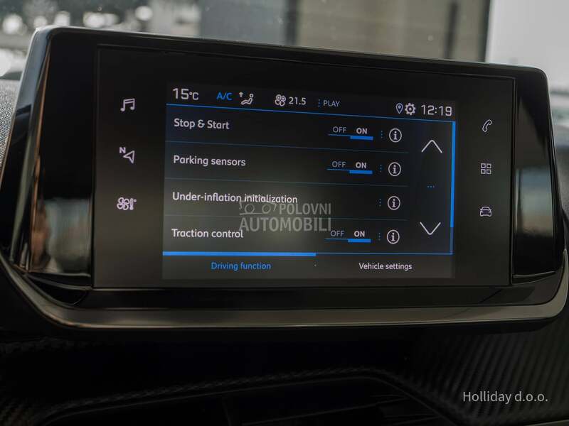 Peugeot 2008 1.2PureTech Aut Led