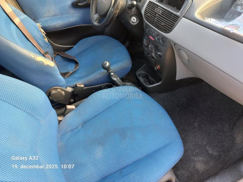 Fiat Punto 1.2 8v