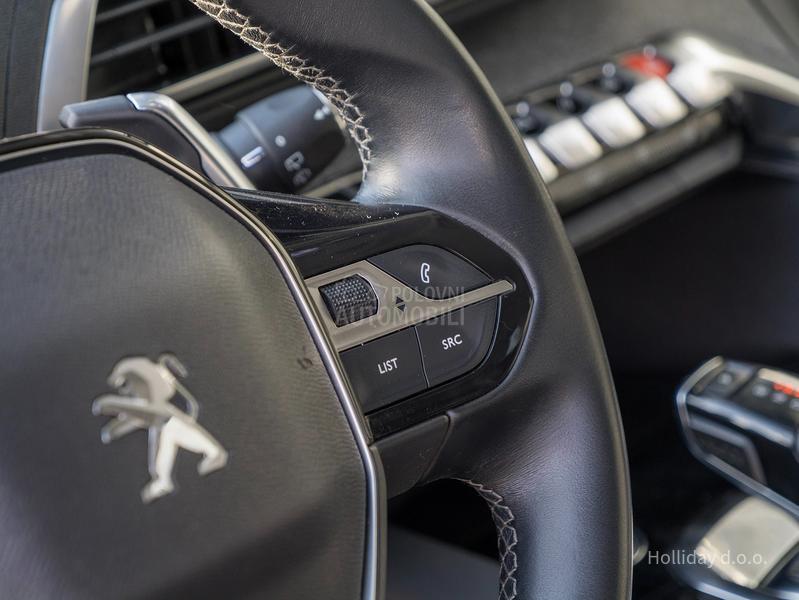 Peugeot 3008 1.2PureTech Allure