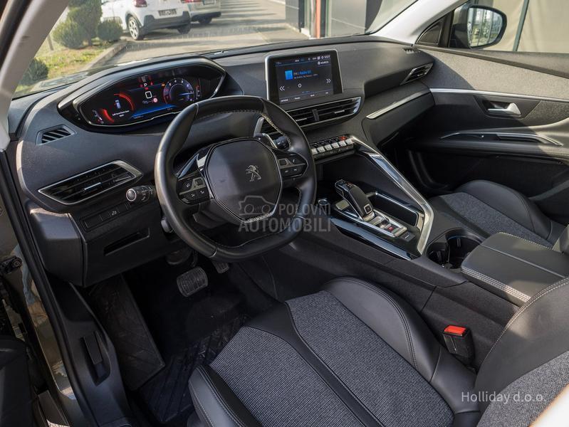 Peugeot 3008 1.2PureTech Allure