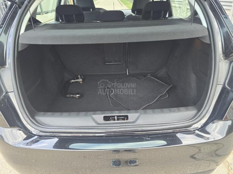 Peugeot 308 1.6 hdi