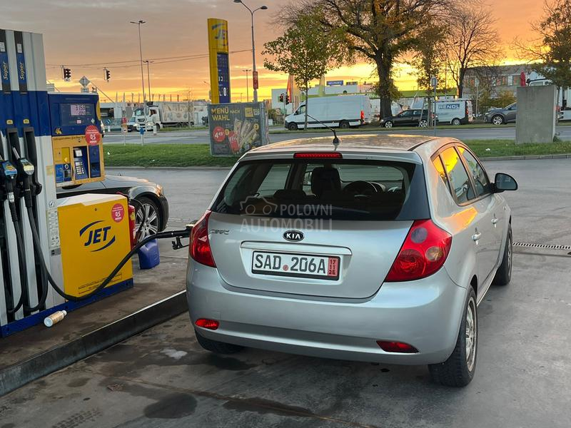 Kia cee`d 