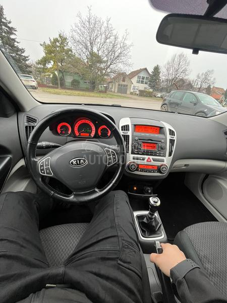 Kia cee`d 