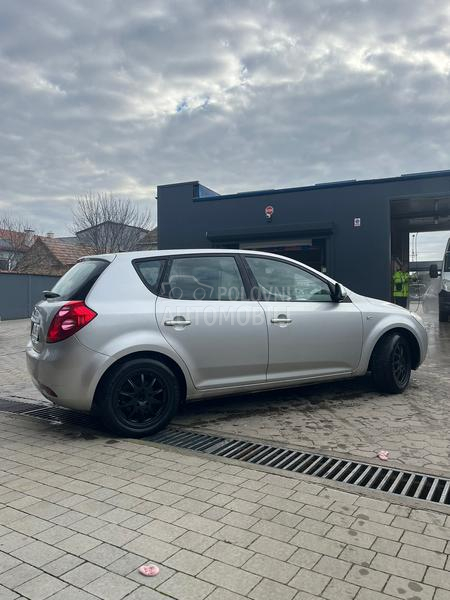 Kia cee`d 