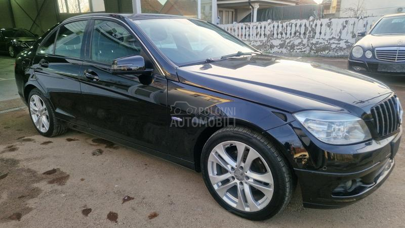 Mercedes Benz C 180 Avan zame
