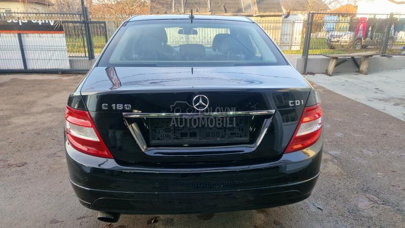 Mercedes Benz C 180 Avan zame