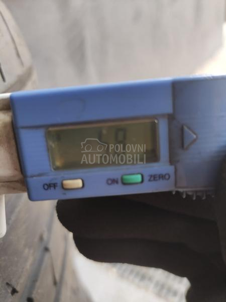 Dunlop 255/45 R20 Letnja