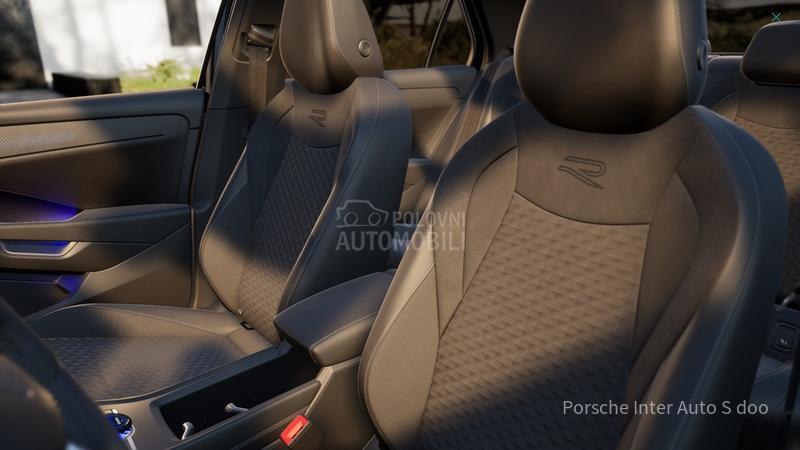 Volkswagen T-Roc 1.5 eTSI DSG R-LINE