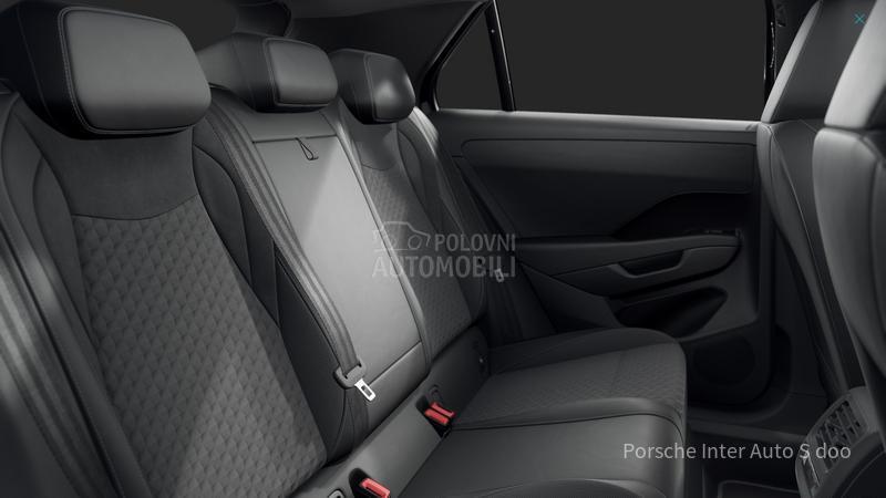 Volkswagen T-Roc 1.5 eTSI DSG R-LINE