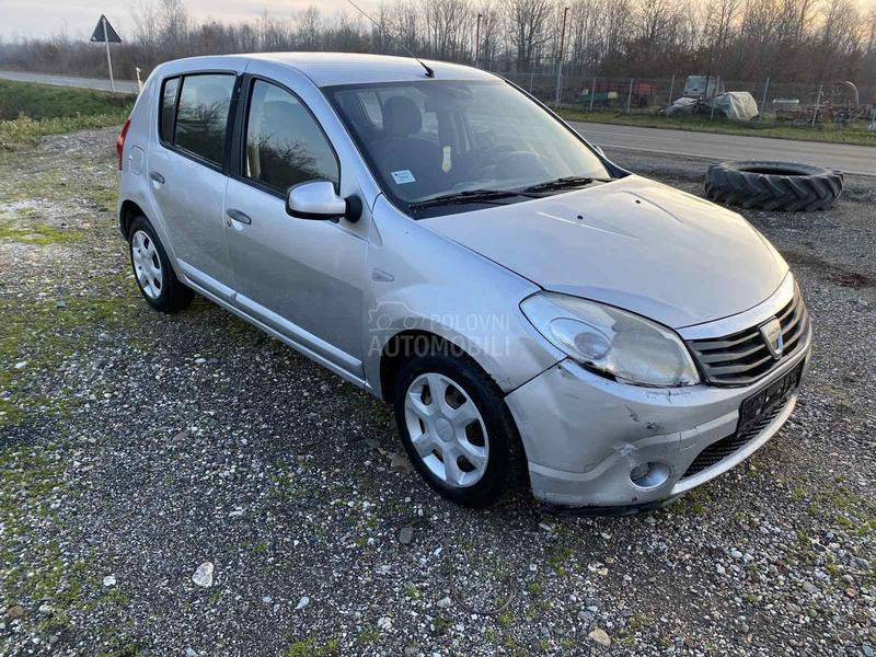 Dacia Sandero 