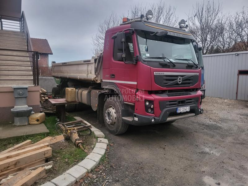Volvo FMX fabricki kiper