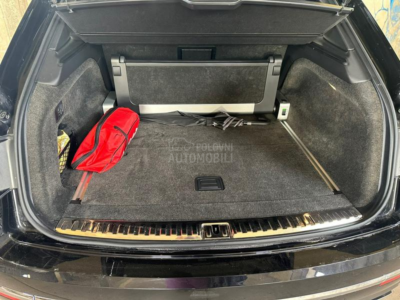 Bentley Bentayga w12