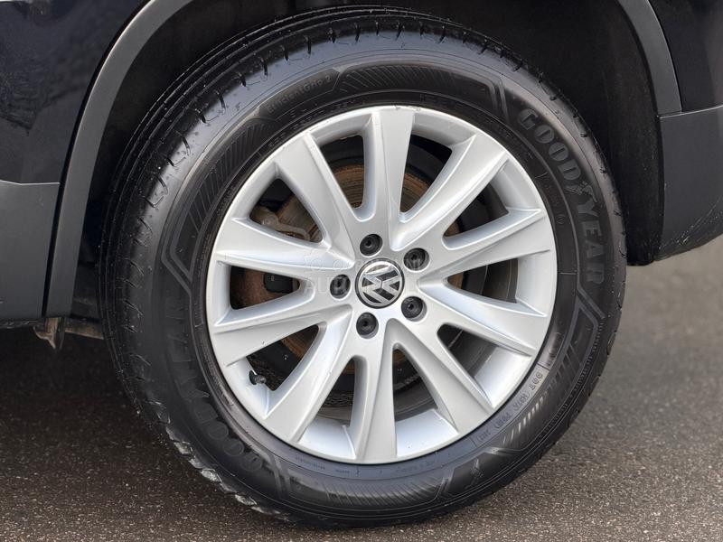 Volkswagen Tiguan 4Motion Pano. DSG