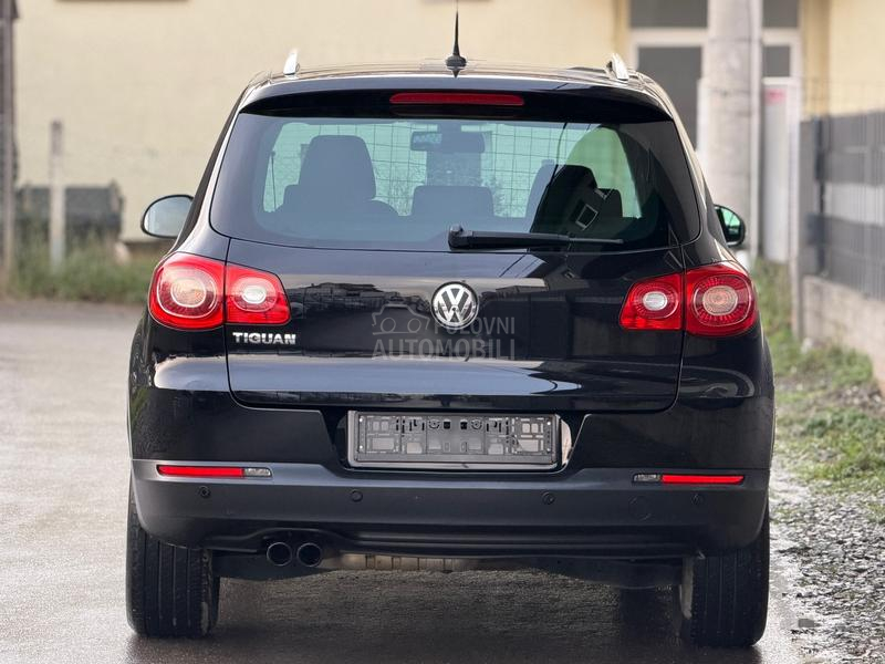 Volkswagen Tiguan 4Motion Pano. DSG