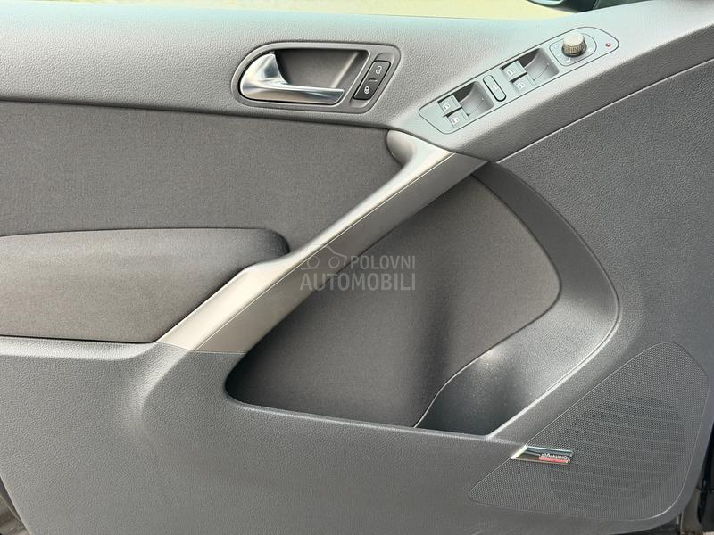 Volkswagen Tiguan 4Motion Pano. DSG