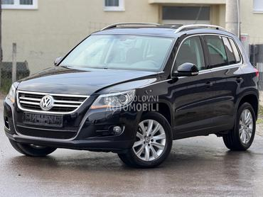 Volkswagen Tiguan 4Motion Pano. DSG