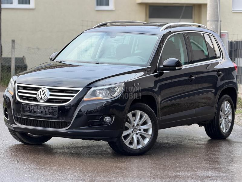 Volkswagen Tiguan 4Motion Pano. DSG
