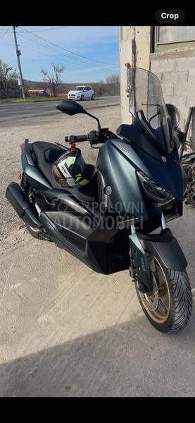 Yamaha xmax