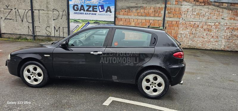 Alfa Romeo 147 