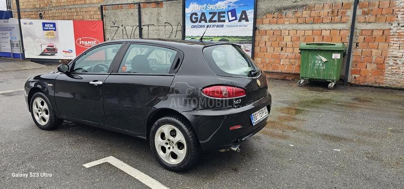 Alfa Romeo 147 