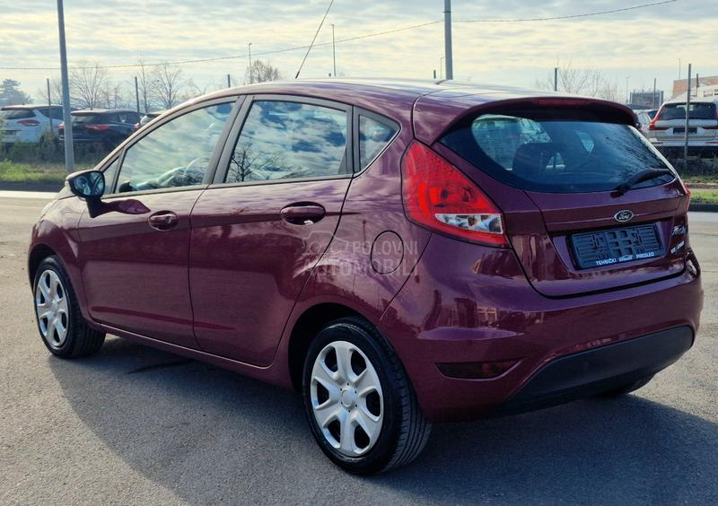 Ford Fiesta 9.9..0.0.0. k.m.