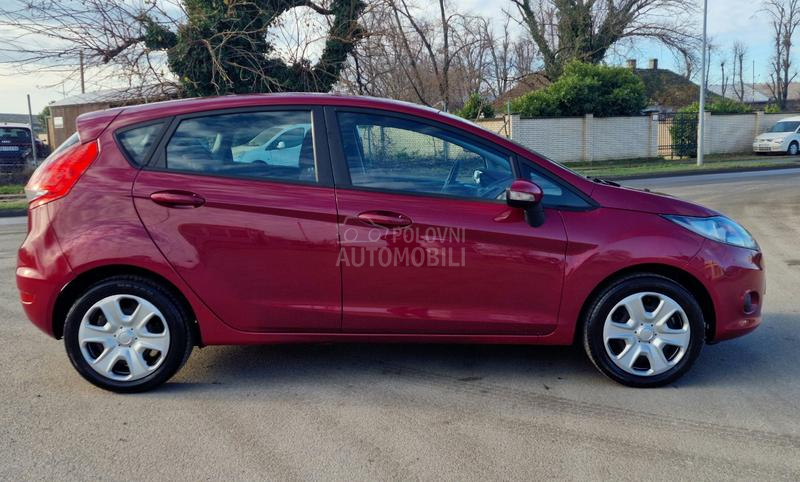 Ford Fiesta 9.9..0.0.0. k.m.