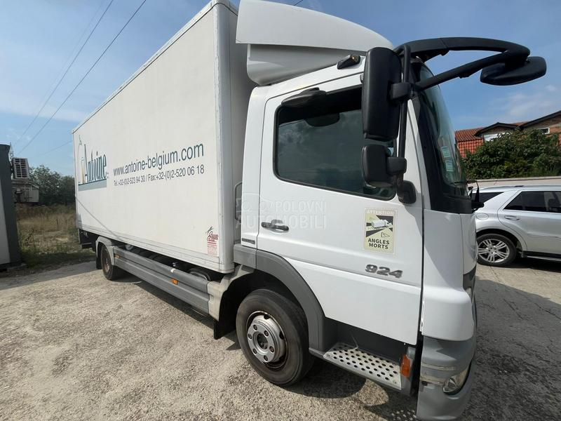 Mercedes Benz ATEGO 924