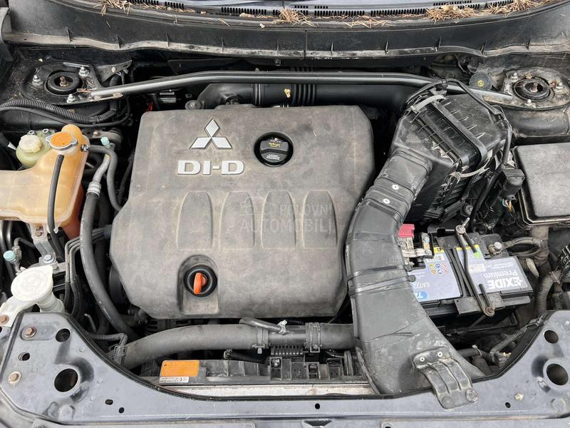 Mitsubishi Outlander 2.0 DI-D