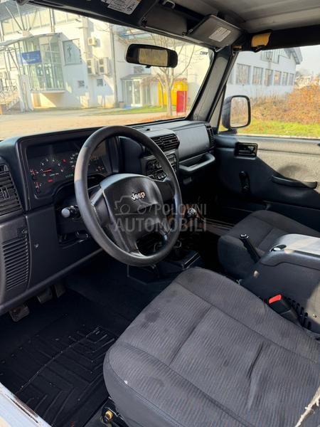 Jeep Wrangler 