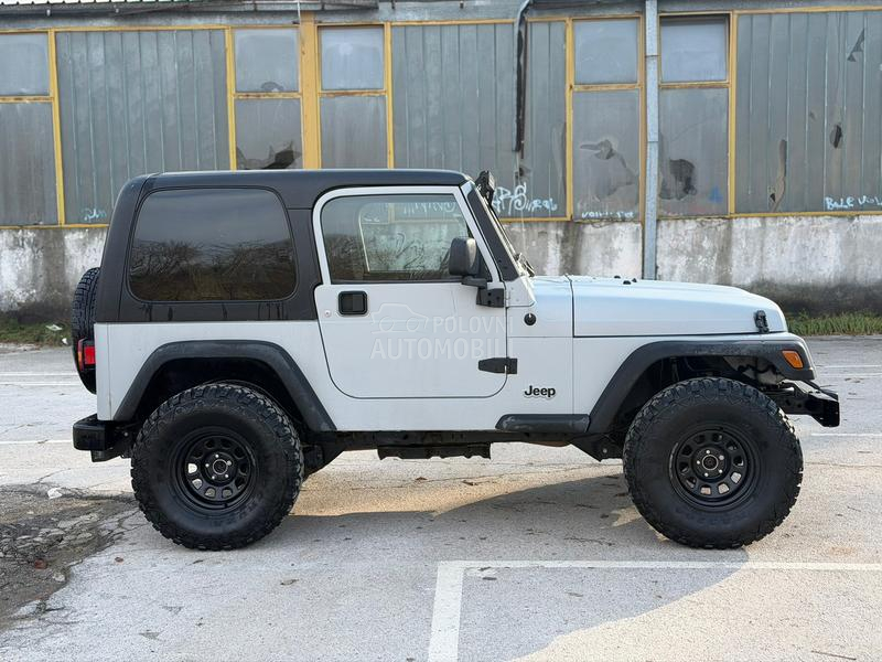 Jeep Wrangler 