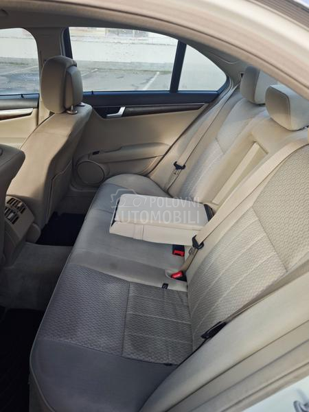 Mercedes Benz C 200 