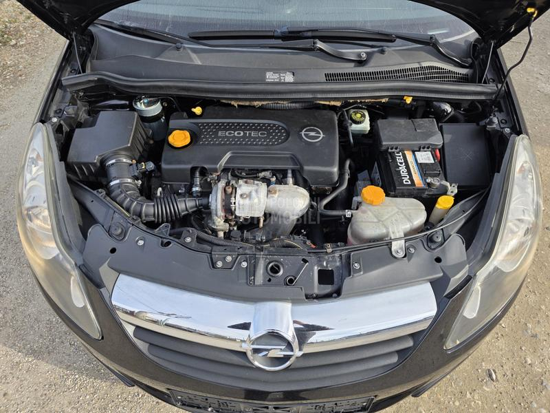 Opel Corsa D 1.3 M JET