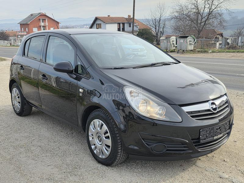 Opel Corsa D 1.3 M JET