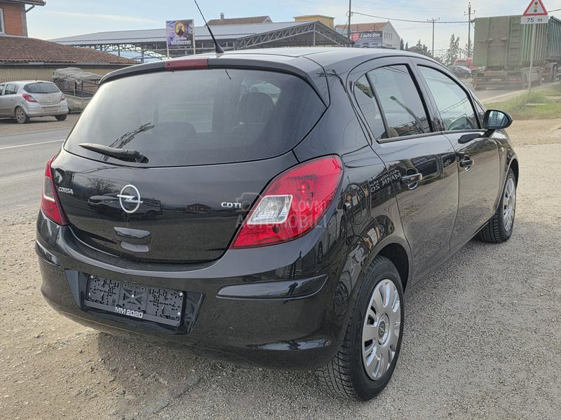 Opel Corsa D 1.3 M JET