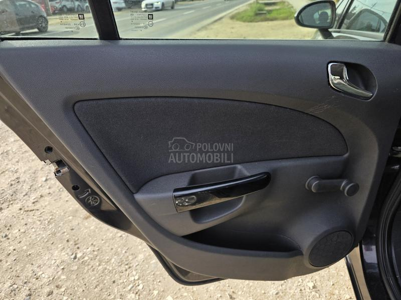 Opel Corsa D 1.3 M JET