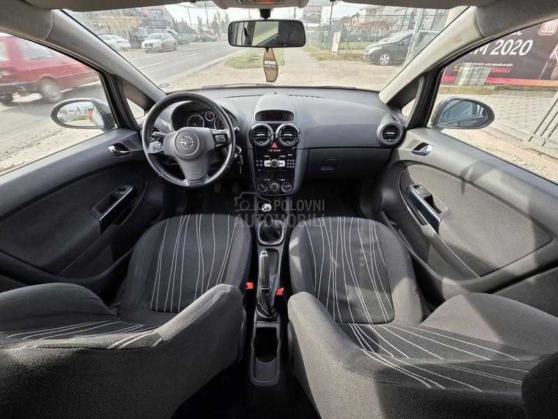 Opel Corsa D 1.3 M JET
