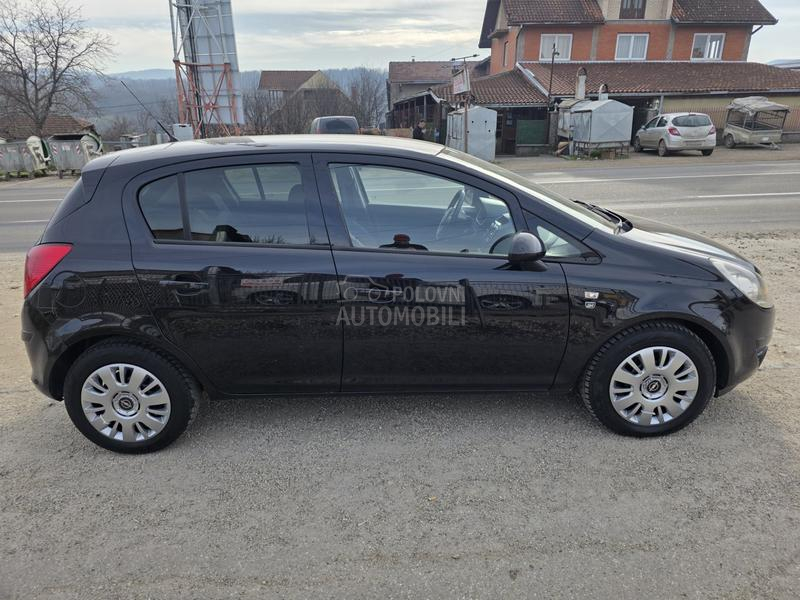 Opel Corsa D 1.3 M JET