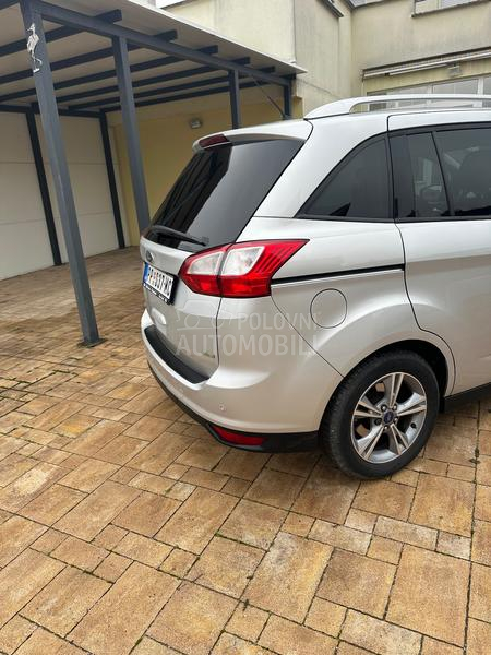 Ford C-Max Ford C-Max Grand 1.0