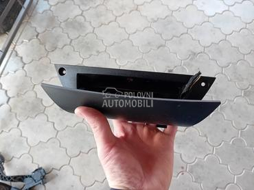 Pepeljara za Fiat Stilo od 2000. do 2008. god.