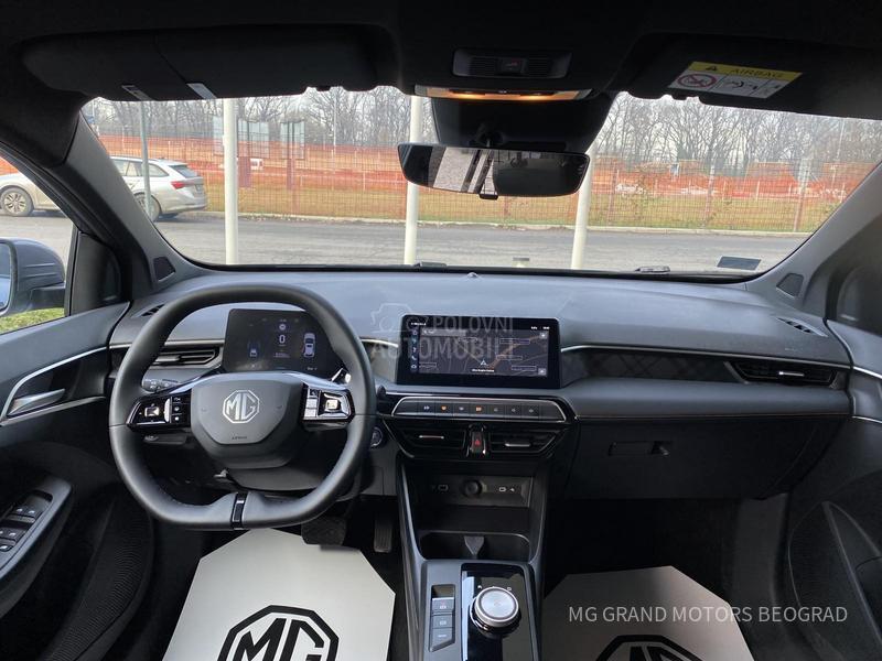 MG MG3 Luxury VAN