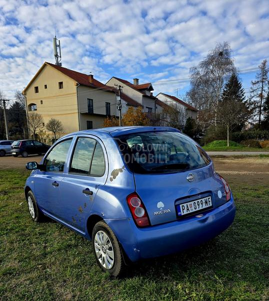 Nissan Micra 